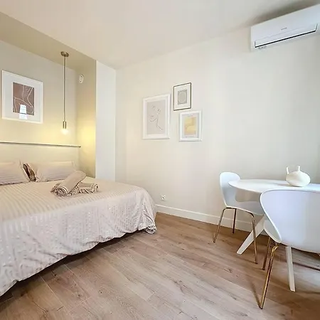 Apartment Elegant - Hyper Centre & Climatisation - Les Freres De La Loc' *